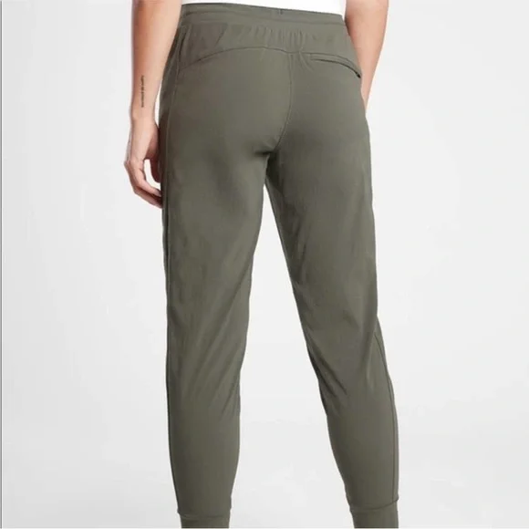 Athleta Trekkie North Jogger Pants Women's Size 4 in Mountain Olive Stretch - Picture 8 of 10